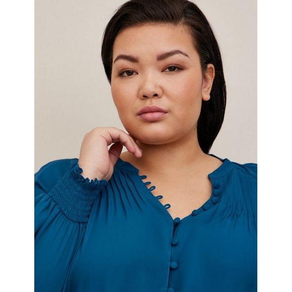Torrid Georgette Smocked Blouson Long Sleeve Blouse Flowy Legion Blue - Size 3X - Picture 3 of 12